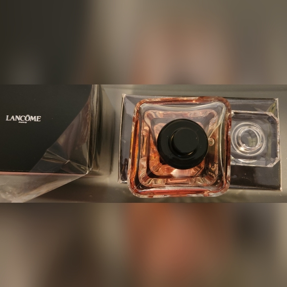 July 2013 Tresor Lumineuse by Lancome EDP / L'Eau De Parfum; 30ml / 1.0 fl.oz - Picture 12 of 16